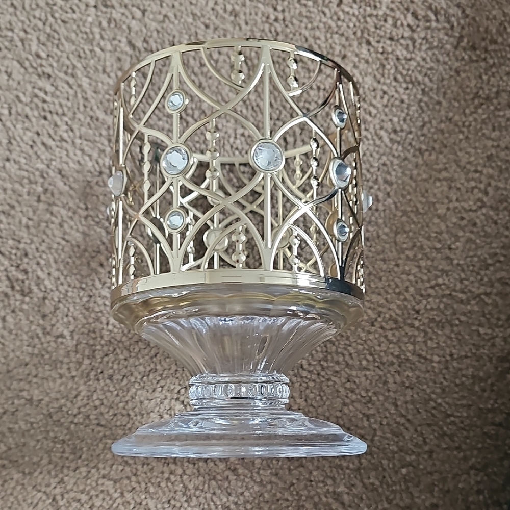 3/$15 Bath And Body Works Elegant Gold and Clear Candle Holder